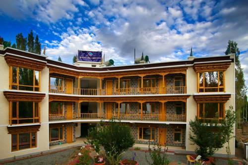 Hotel Lhalingkha Лех Экстерьер фото